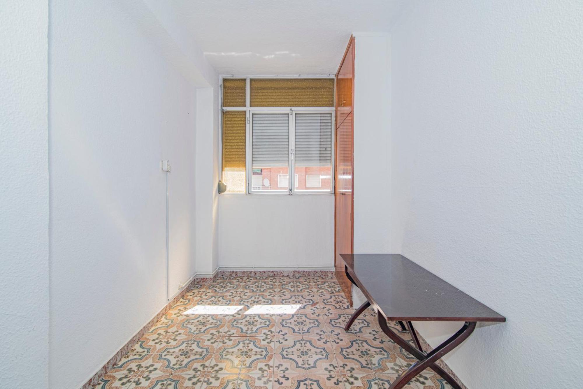 Delfin Retreat Con Terraza Junto A Parada De Metro Granada Exterior photo